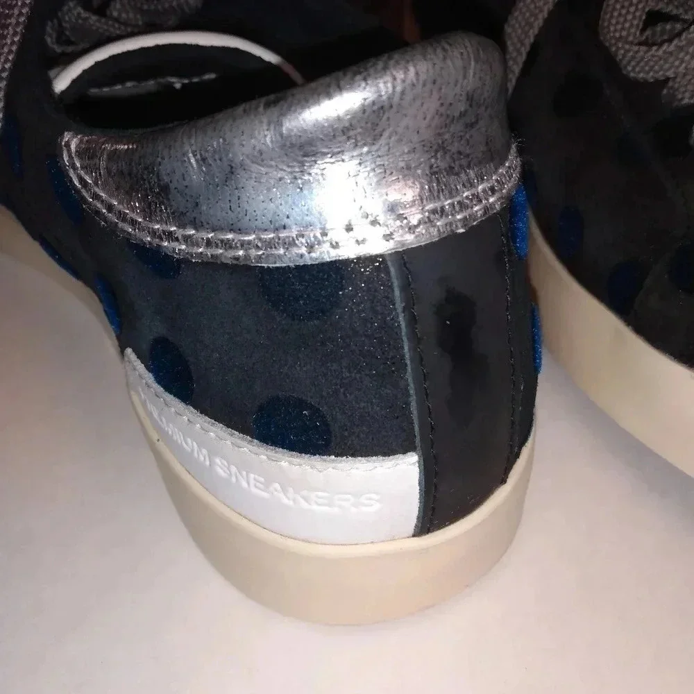 D.A.T.E suede navy polkadot sneakers Size 8 1/2
